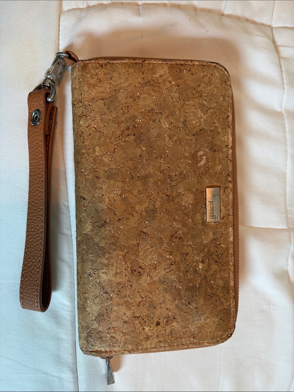 Jewell by Thirty One Cork-Textured Wristlet in Tan and Light Brown